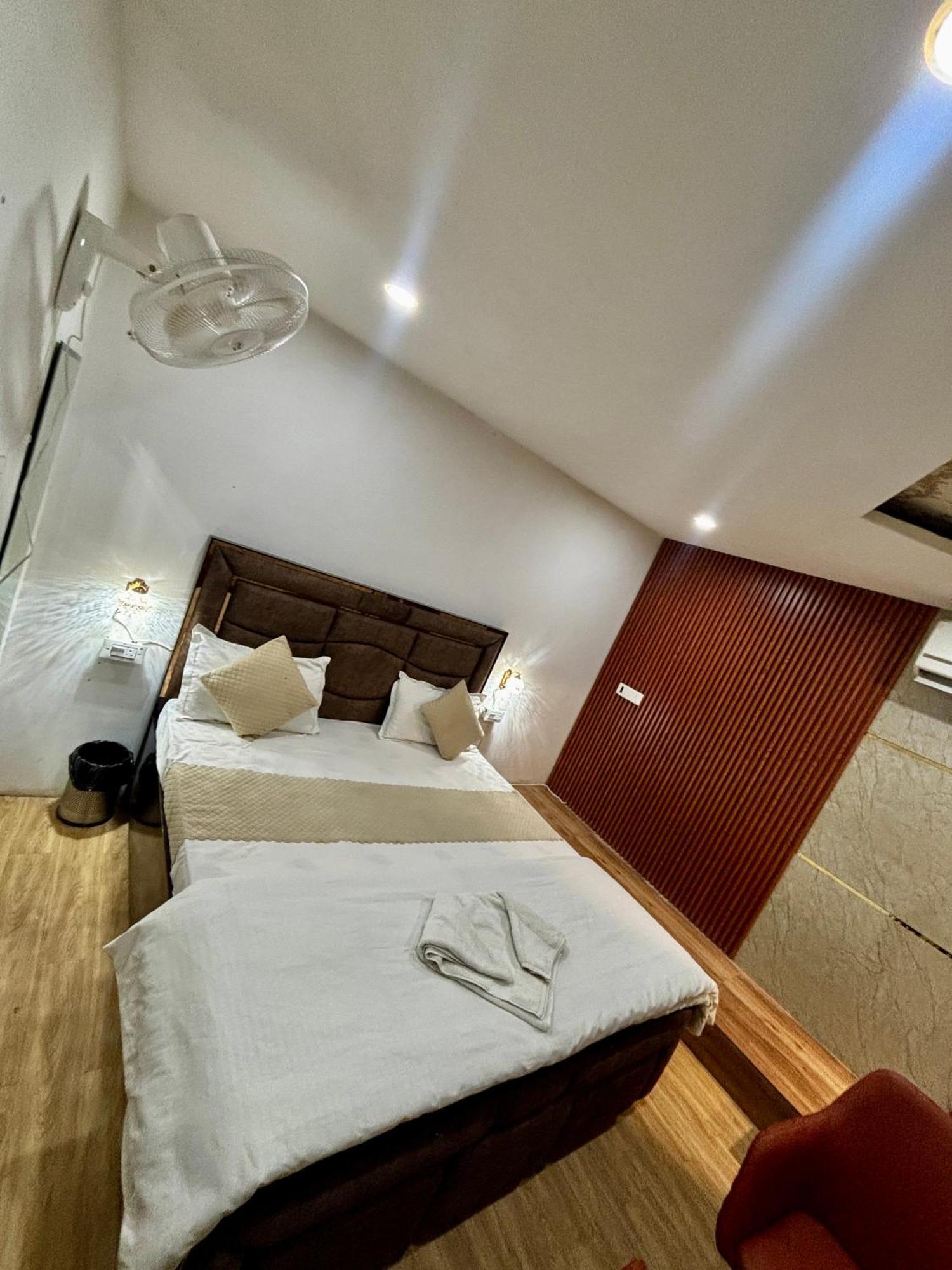 Hotel Dream Villa Ludhiana Exterior photo